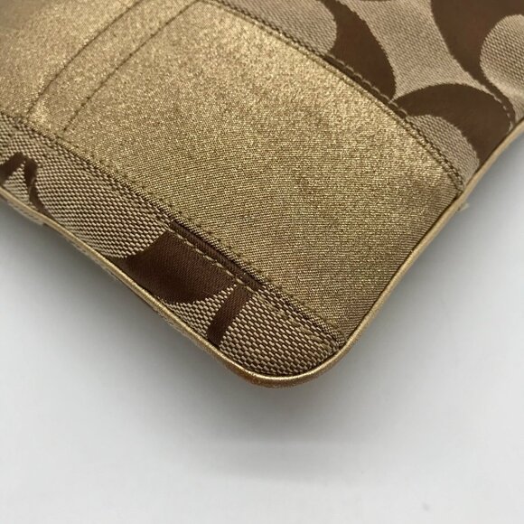 Coach Brown Signature Canvas Swingpack Crossbody 40758 - Picture 7 of 11